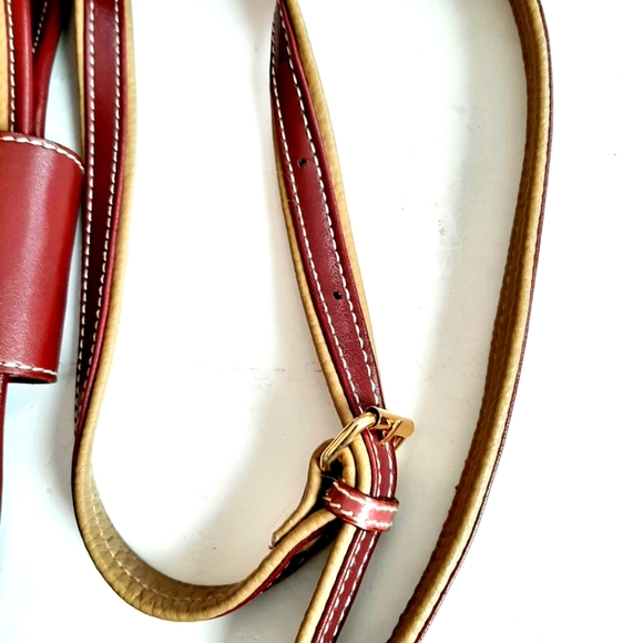 Giovane Shoulder Bag - Picture 11 of 13